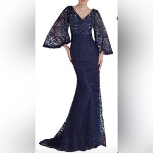 Chic Navy Lace Long Sleeve Gown